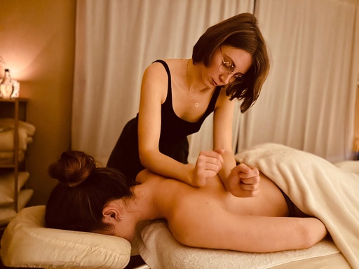 Réserver un Massage profond du dos